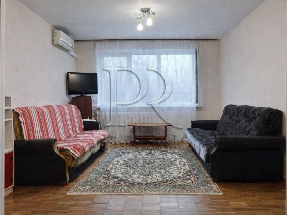 Продаж кімнати з ремонтом без % Нивки/Мріїі/Щербаківського Киев