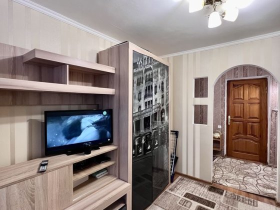 Продаж кімната в гуртожитку Київська!!!Меблі залишаються! Винница