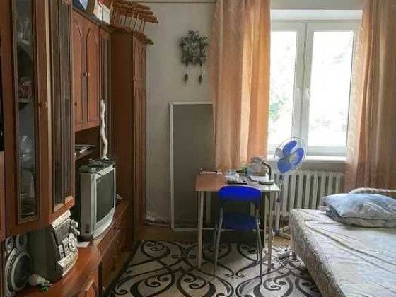 Продаємо кімнату в сімейному гуртожитку на Петра Радченка Киев