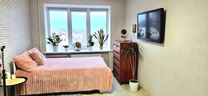 Продажа отличная комната, ул.Историческая - фото 1