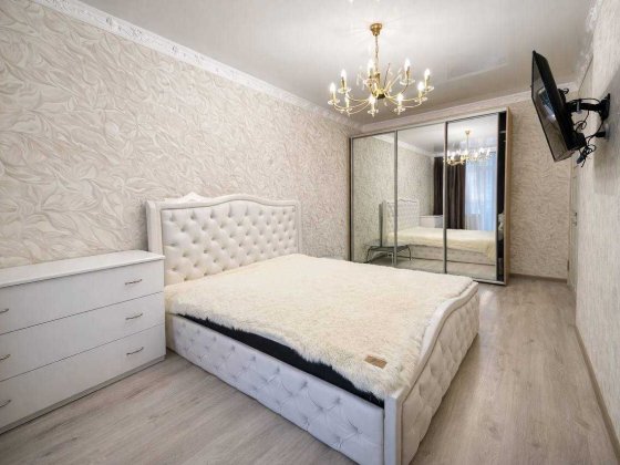 Продаж 2-х кімнатна,Драгоманова,євроремонт,105000! Київ