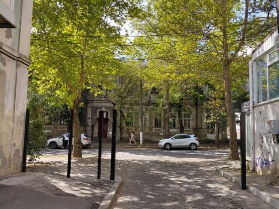 2к.комуналка.Ул.Адмиральская,11000т