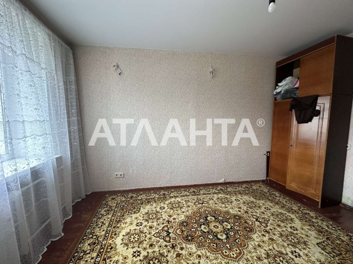 1 кімната в комунальній квартирі  за гарною ціною - фото 1