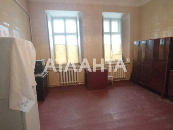 Кімната 24 м² з одним сусідом у міцному будинку на вулиці Приморській