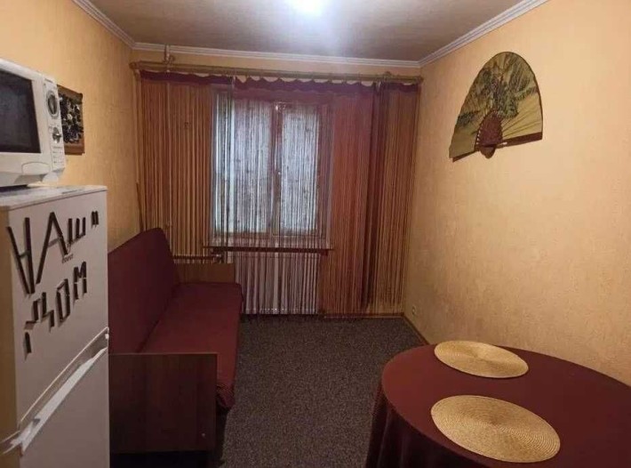 Продам гостинку с ремонтом (404821) - фото 1