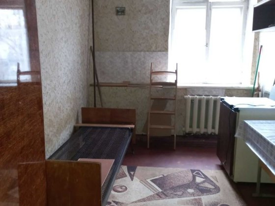 Продам кімнату 13,4 м.кв