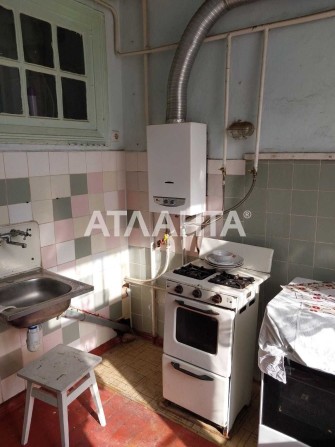 Кімната в 2-кімнатній квартирі Один Сусiд  в Малиновському р-ні - фото 1