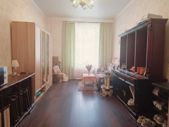 Продам гарну кімнату біля Нового ринку