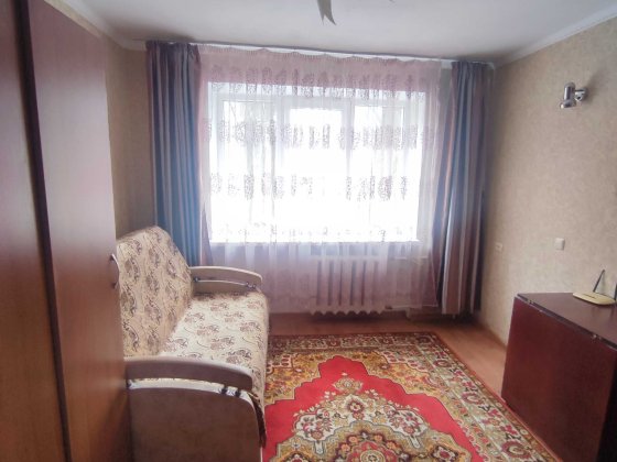 Продам комнату в коммуне  Черемушки, ул. Ак. Филатова / " Инто- Сана "