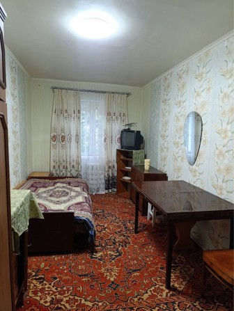 Комната в коммуне парк Горького на Черемушках. Космонавтов/Филатова - фото 1