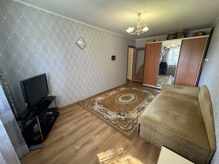 Продам 2 комнаты в коммунальной квартире Промышленная - фото 1