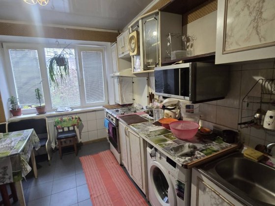 Продаж кімнат у комунальній квартирі