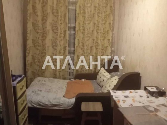 Кімната в комунальній квартирі на вул. Новаторів