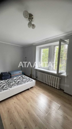 2 комнаты и коридор, за одной дверью. Своя кухня. - фото 1