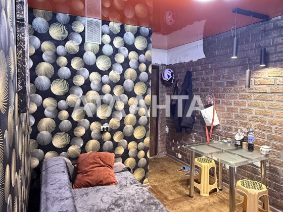 Продам комнату в коммунальной квартире