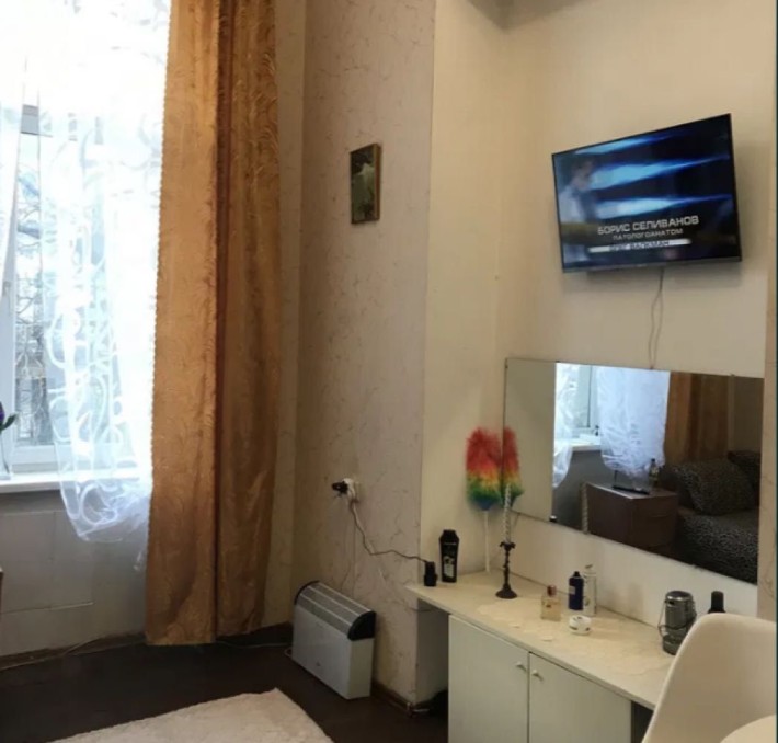 Продам комнату со всеми удобствами в ЦЕНТРЕ - фото 1