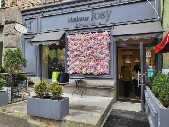 Оренда фасадного приміщення 74 м² – вул. Б.Грінченка(Центр) Киев