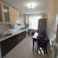 Продам Трехкомнатную квартиру в Соляных ПГУ 79А Николаев