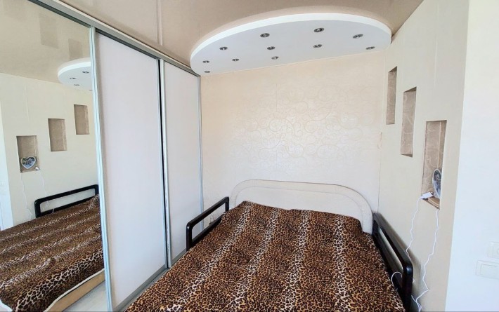 Продаж 1К квартири на бульварі Лесі Українки 3, Печерський район. - фото 1