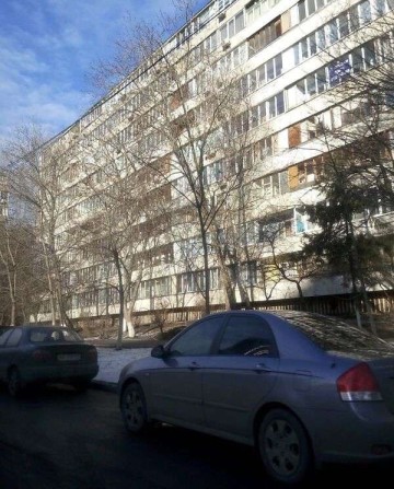 Продаж 3-к квартири вул. Коновальця Євгена 37 - фото 1