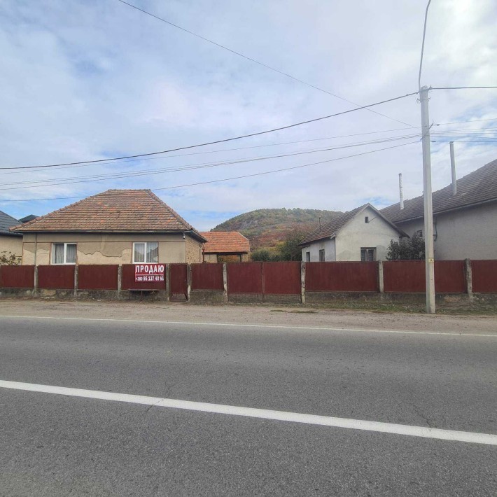 Продається будинок в м.Берегово - фото 1