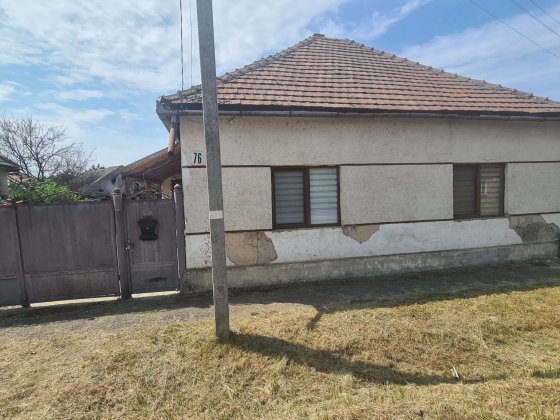 Продається 4-ьох кімнатний будинок в м.Берегове Берегово