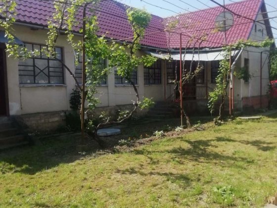 гарный дом. в сели бадалово. береговском райони. Берегове