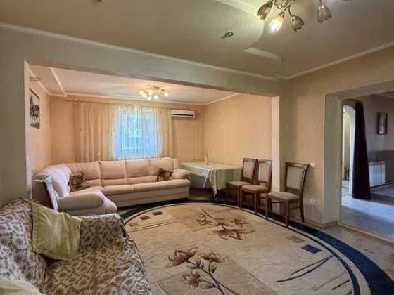 Продам будинок Кам'янське.