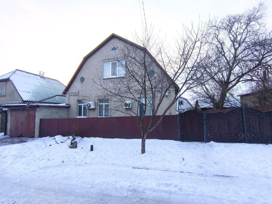 Просторий будинок 133 м²,мансарда,балкон,підвал-укриття, гараж!