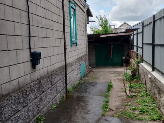 Продається великий будинок на пос. Строителей  V. M.