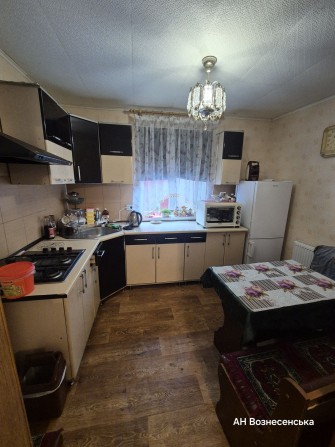 Будиночок в центрі - фото 1