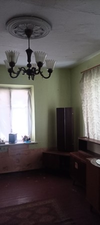 Будиночок біля лікарні - фото 1