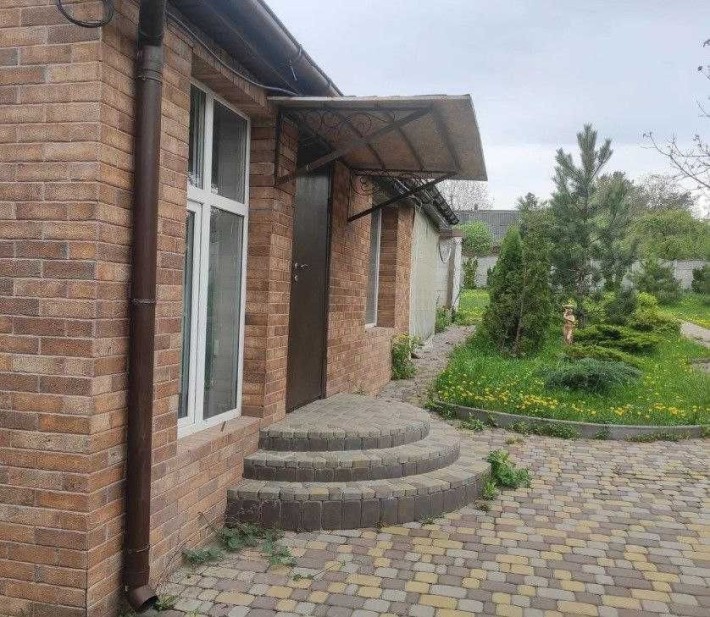 В продаже 2 х этажный дом (Дача) 145 метров в пос.Высокий. Торг   SM - фото 1