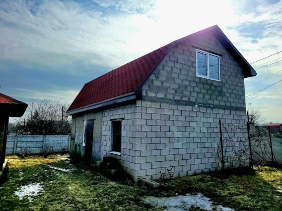 Продам 2 х эт дачу на Плотине Кам'янське