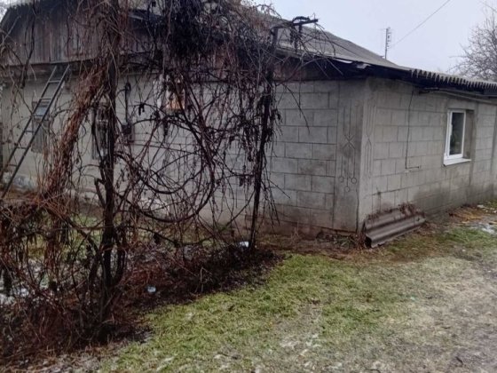 Продам Дом 3 комнаты , 30 соток земли  ) 10 минут от города Сертификат