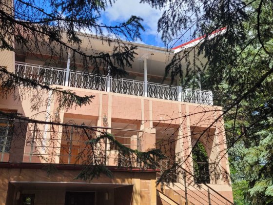 Будинок у мальовничому районі смт Високий. Сертифікат Высокий