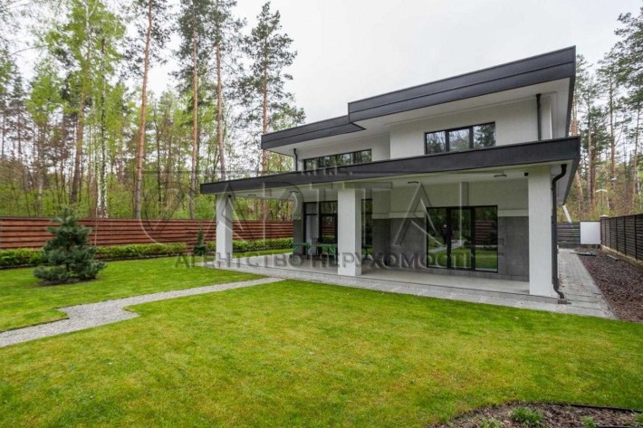 High-Tech Будинок 2022 року  Свій ліс  25 кВт Закрита територія - фото 1