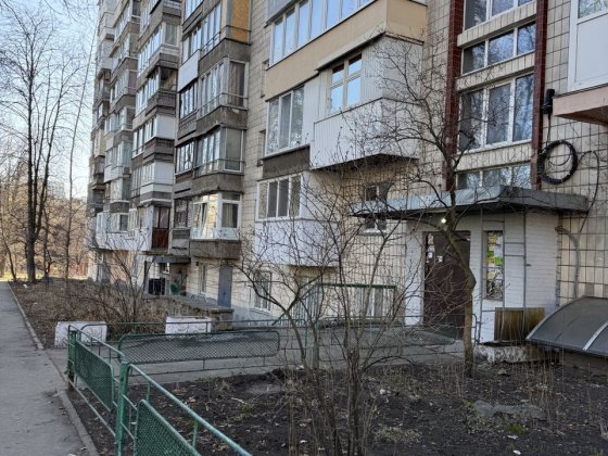 вул. Довнар -Запольского Митрофана 6, 2к. поруч з КПІ та Лук'янівкою Київ