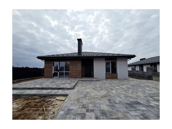 Будинок із цегли вже побудований Гостомель