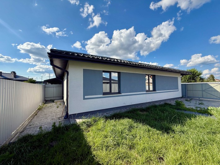 Продаж одноповерхового дуплекса 90м2 з ремонтом. Сертифікат - фото 1