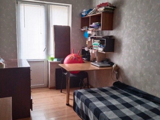 Продам отдельные  пол дома в Дергачах Дергачі