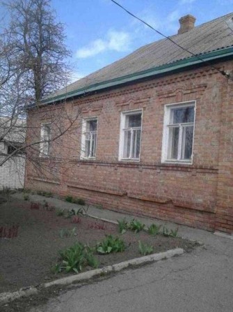 Продам великий та добротний цегляний будинок в Дергачах - фото 1