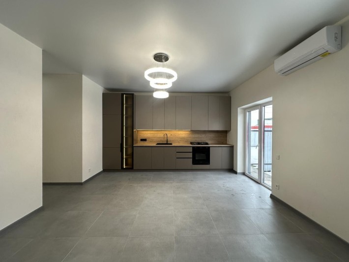 Продаж таухнаусу - з НОВИМ якісним ремонтом! Без комісії - ВИГІДНО! - фото 1