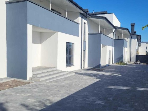 Продаж  таунхаусу з центральними комунікаціями та газом в Гостомелі Гостомель