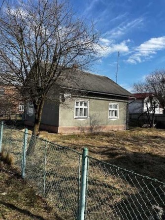 Будинок 100м2 6 сот землі  район суду В. Гора - фото 1