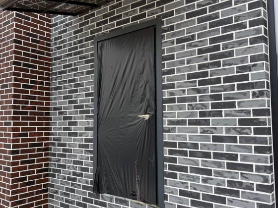 Таун з газом 55 метрів, 3 кімнати, землі 1.5 сотки.  Чистові роботи Гостомель