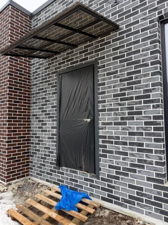 Таун з газом 55 метрів, 3 кімнати, землі 1.5 сотки.  Чистові роботи - фото 1