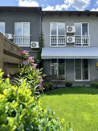 Таунхаус поряд з озером в Гостомелі, новий ремонт! - фото 1