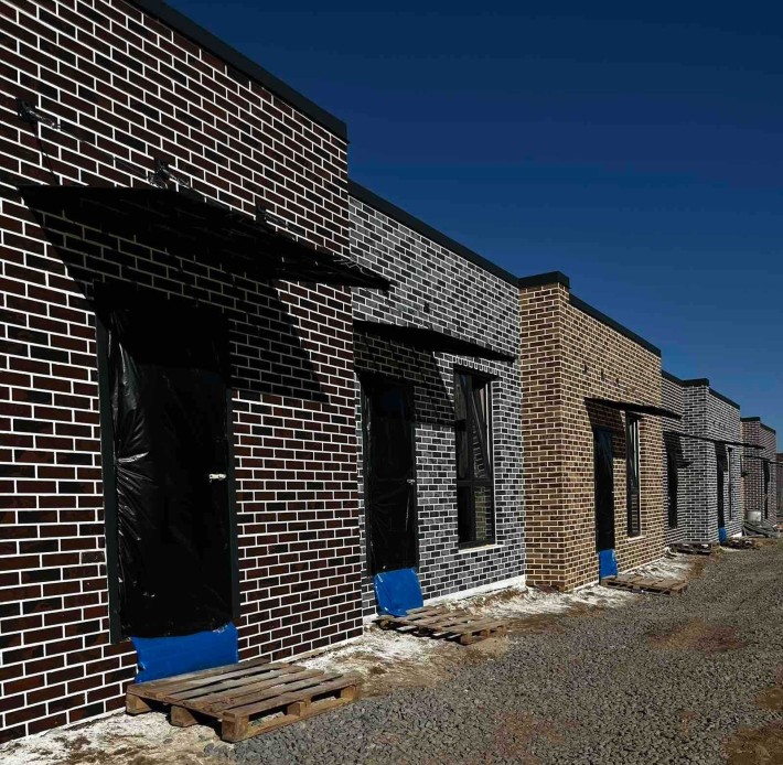 Таунхаус з індивідуальним газовим опаленням, дві окремі кімнати. - фото 1