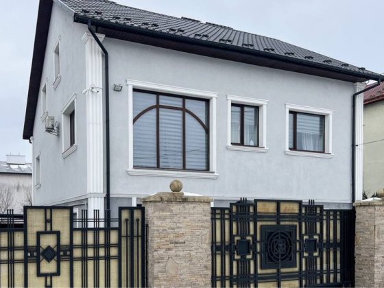 Продаж сімейного будинку в одному із кращих районів Дрогобич Дрогобич